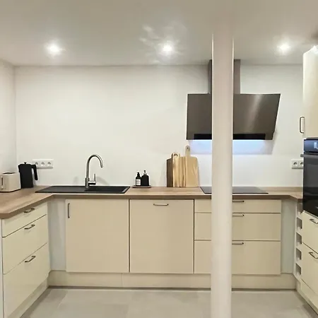 Eagles Nest - Dein Platz Im Pfaelzer Felsenland