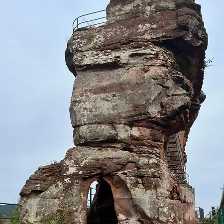 Eagles Nest - Dein Platz Im Pfaelzer Felsenland *