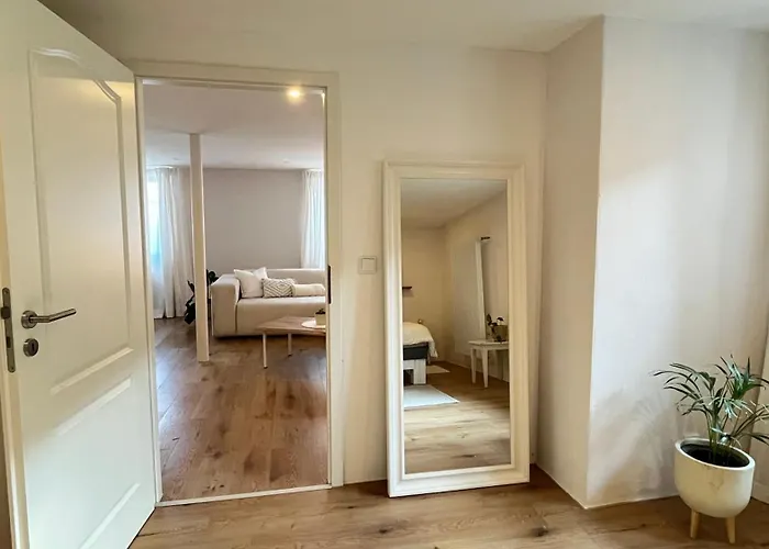 Eagles Nest - Dein Platz Im Pfaelzer Felsenland