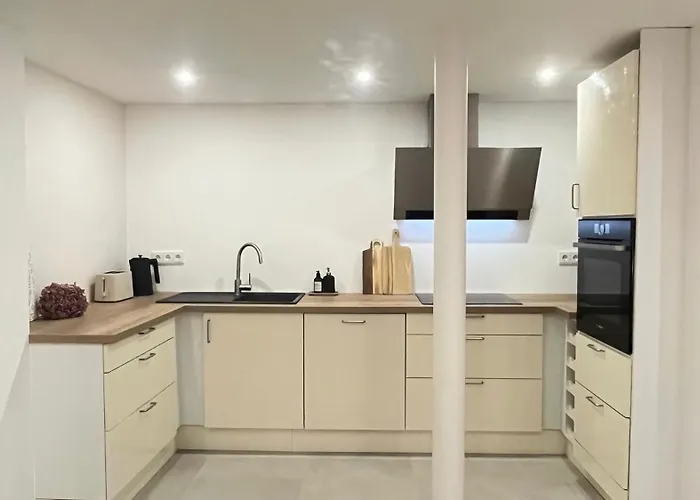 Eagles Nest - Dein Platz Im Pfaelzer Felsenland